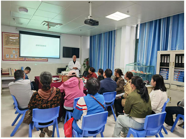 ҽů  ҽ干ߡϴԺʪ߿Я־Ժ̾ͷʪ߻߿֮·