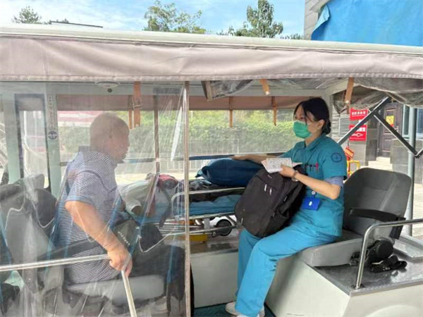 急诊科:生命急救场中的温情守护